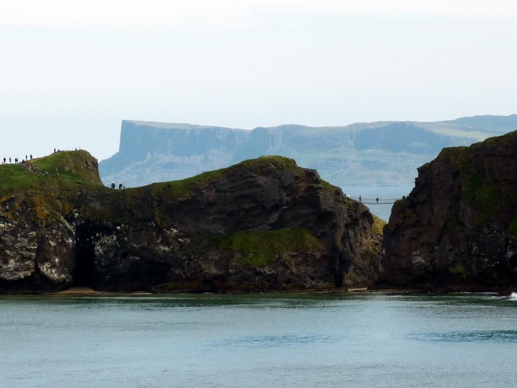 Glen Haven Bed And Breakfast Ballycastle Esterno foto