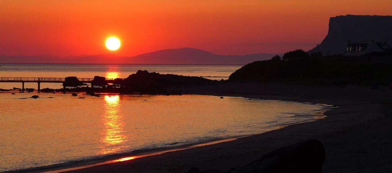 Glen Haven Bed And Breakfast Ballycastle Esterno foto