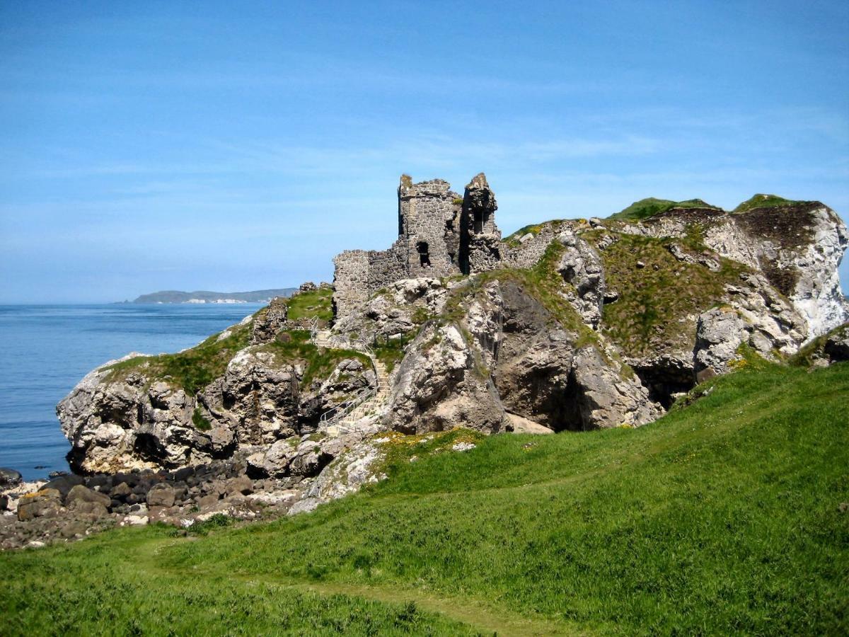 Glen Haven Bed And Breakfast Ballycastle Esterno foto